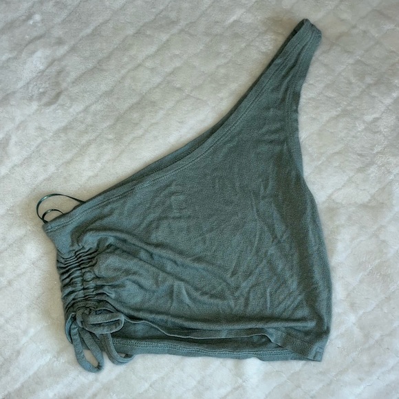 🔵 Pacsun Me to We Crop One Shoulder Top - Picture 2 of 3